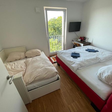 Boutique Zimmer Privat 1-4 Personen Fráncfort del Meno Exterior foto