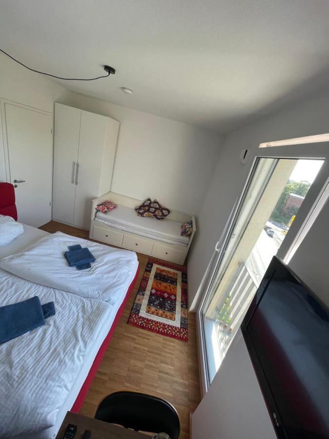 Boutique Zimmer Privat 1-4 Personen Fráncfort del Meno Exterior foto